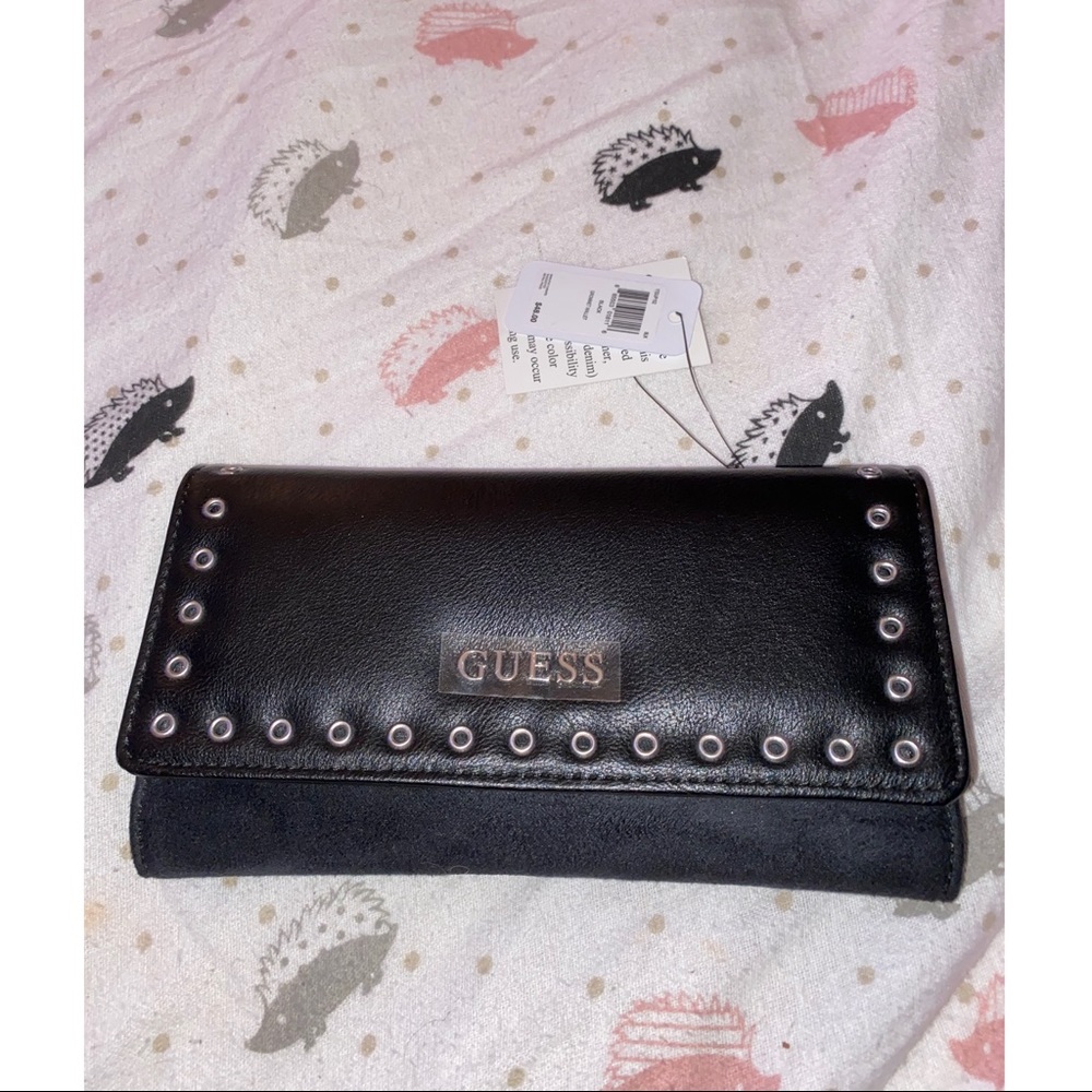 BNWT Guess Black Grommet Wallet